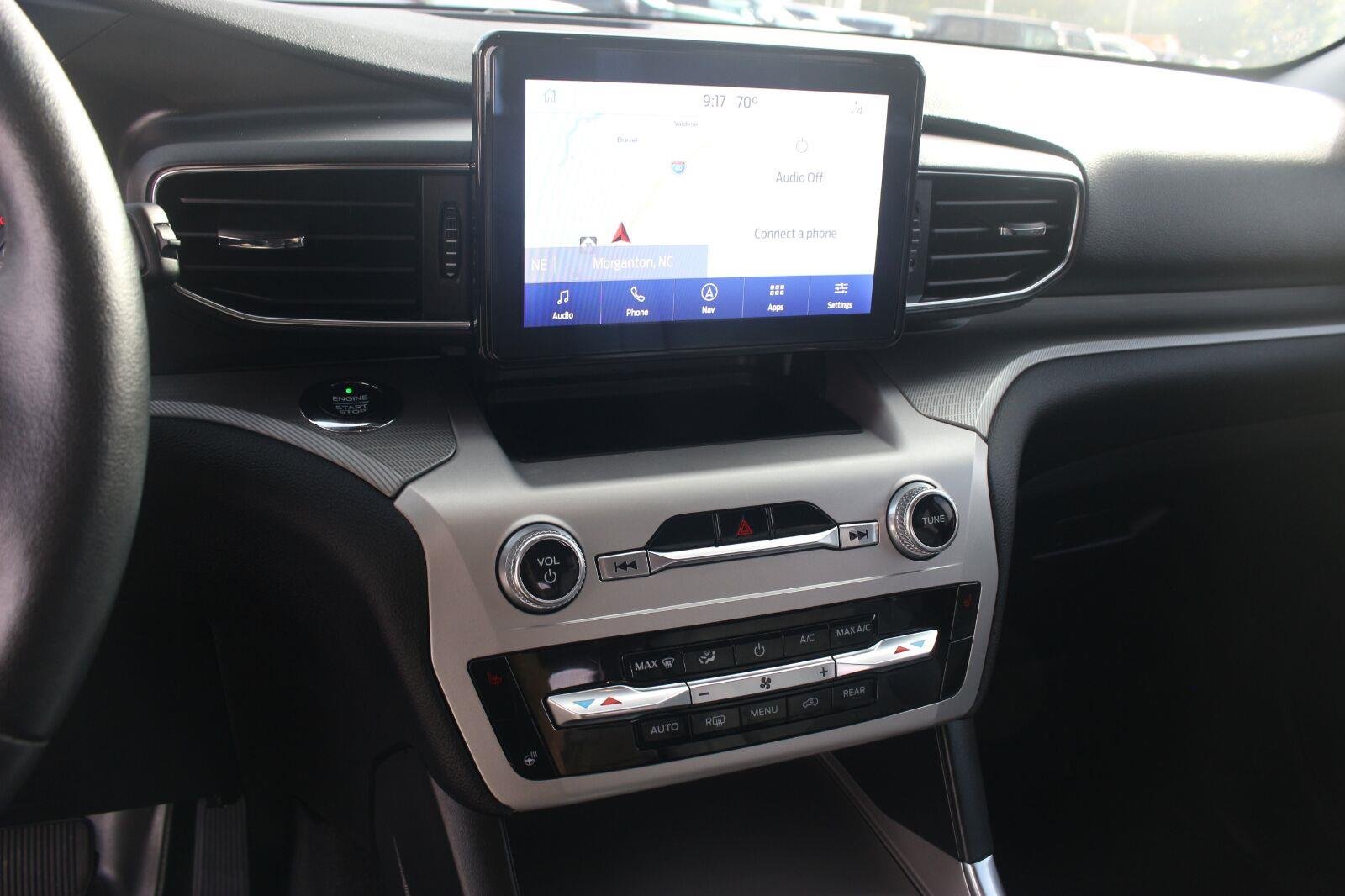 Used 2021 White Ford XLT image 22