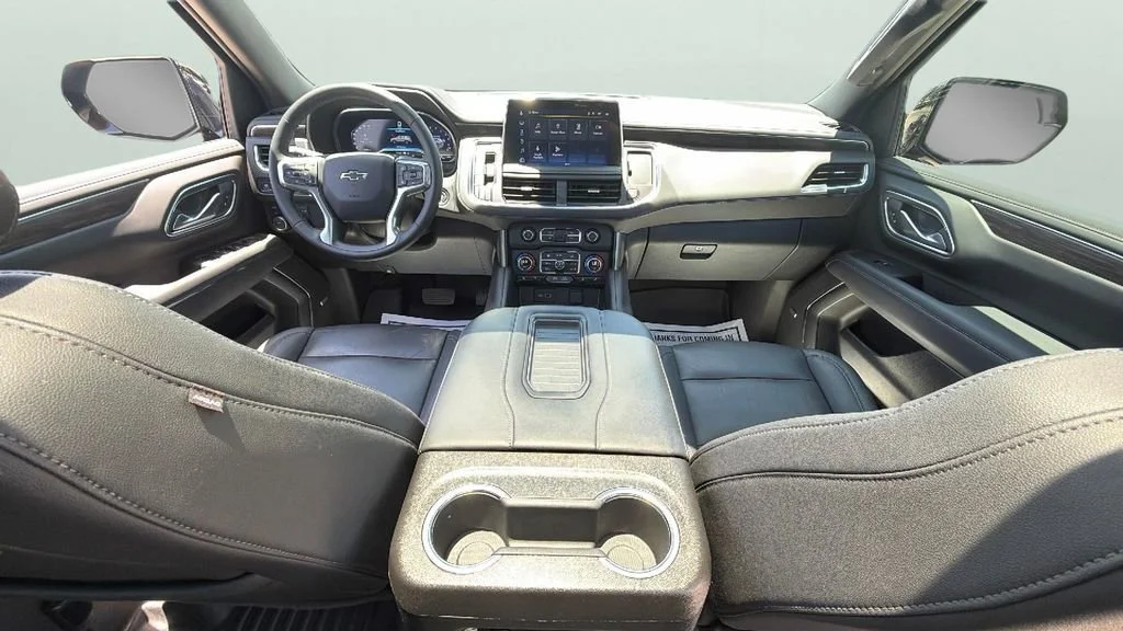 Used 2024 Black Chevrolet Z71 image 37