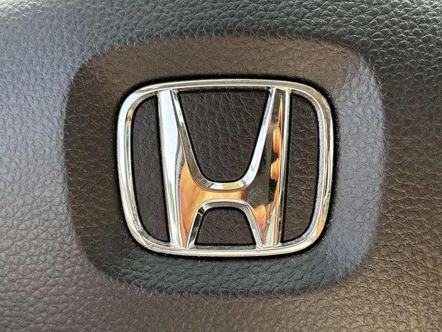 Used 2019 White Orchid Pearl Honda EX image 28