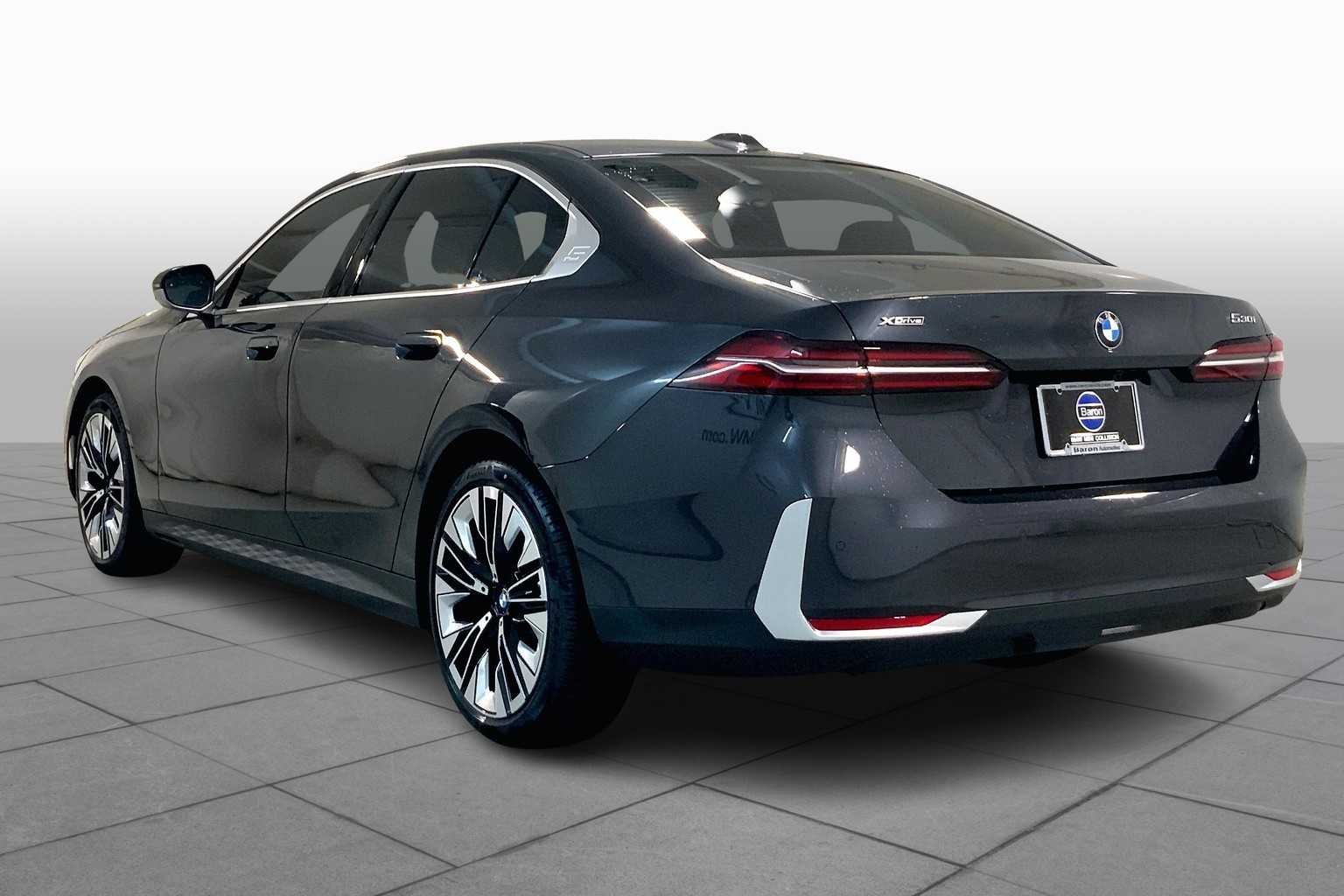 New 2026 Dark Graphite Metallic BMW 530i xDrive image 12