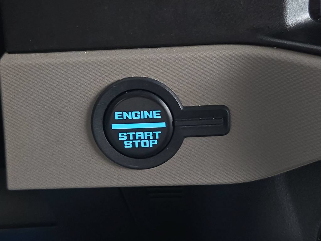 Used 2022 Black Ford Wildtrak image 23