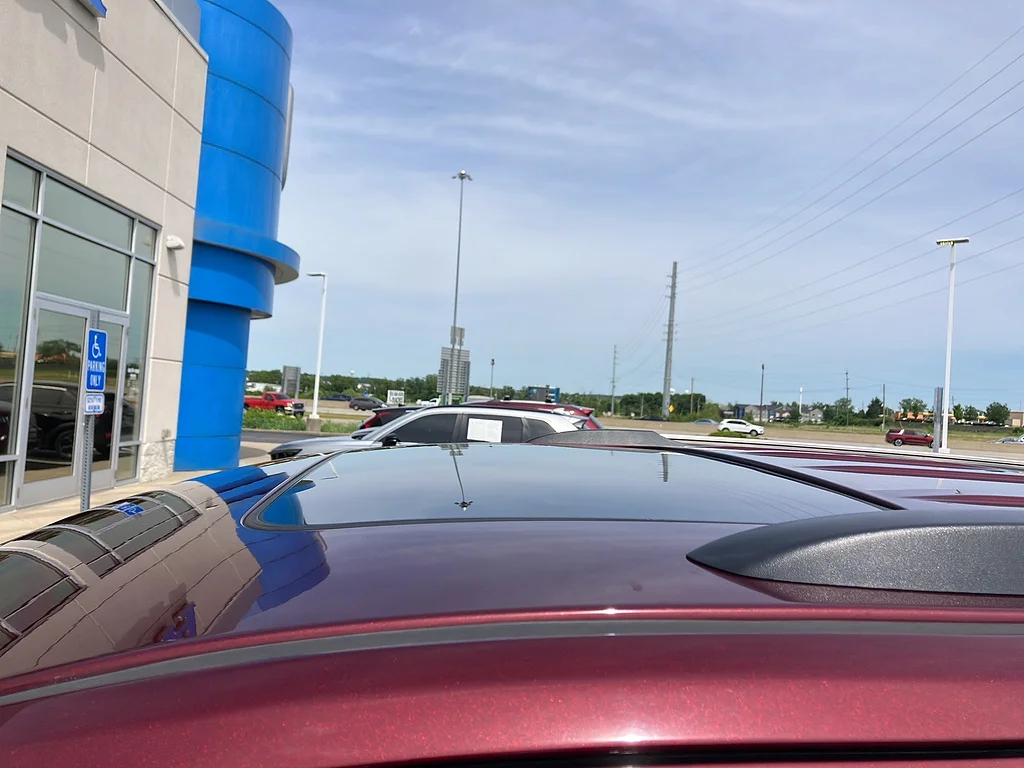 Used 2016 Velvet Red Pearl Coat Jeep Limited image 6