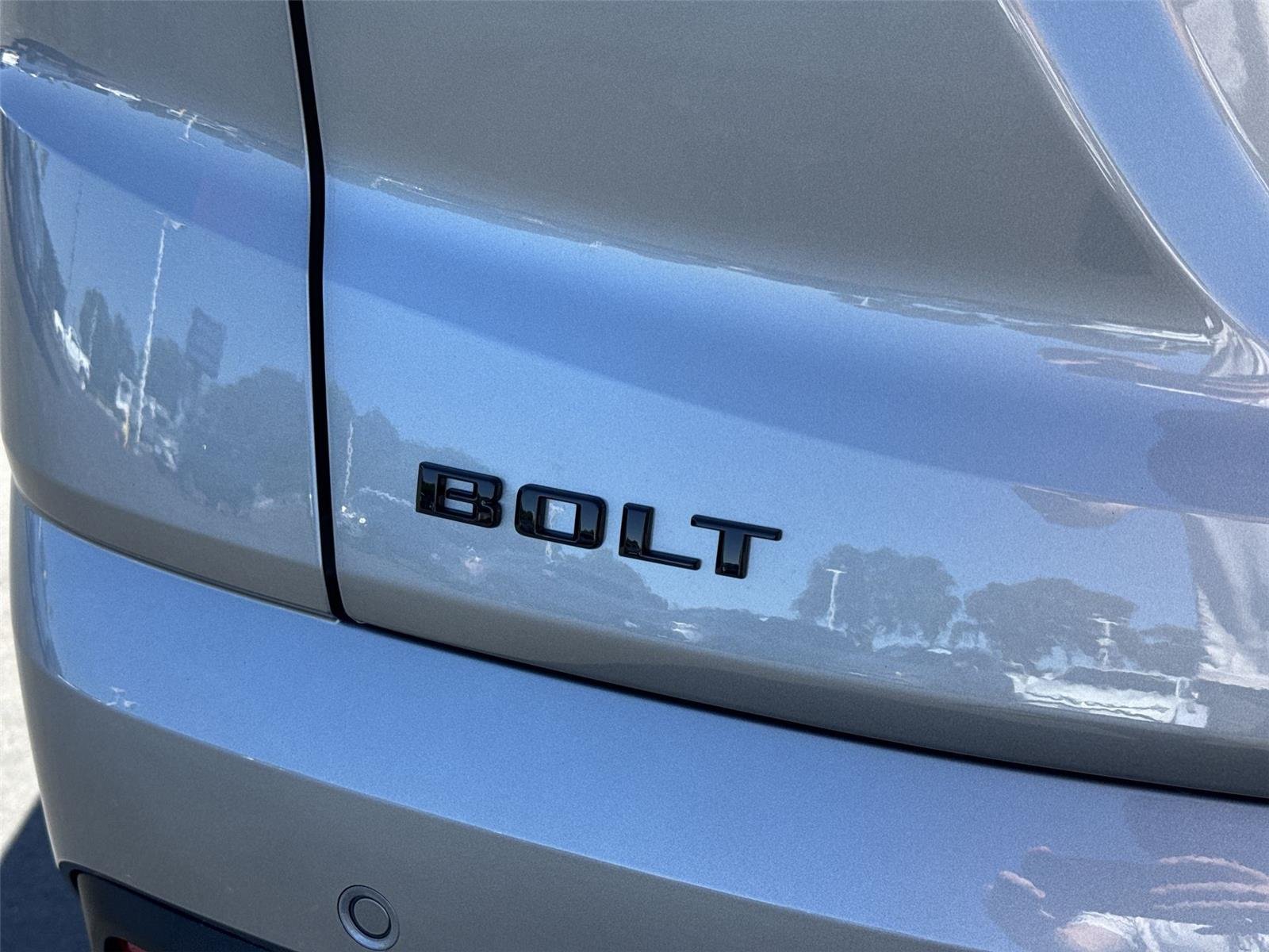 2027 Chevrolet Bolt LT - Photo 38