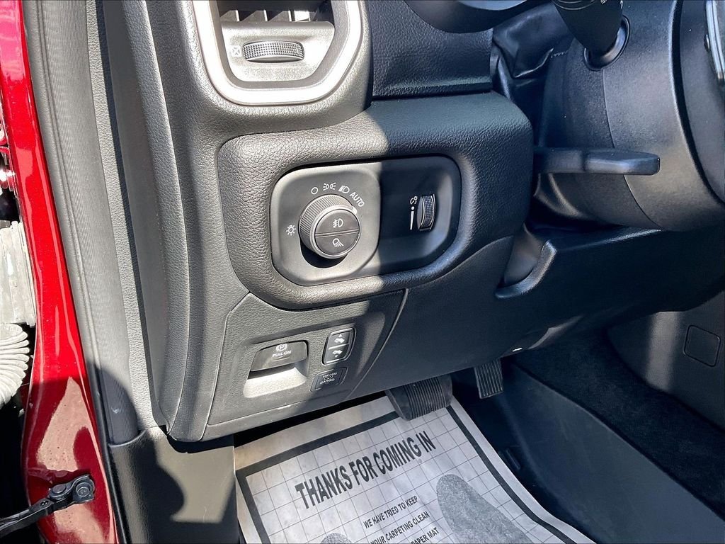 Used 2025 Delmonico Red Pearlcoat Ram Big Horn/Lone Star image 25