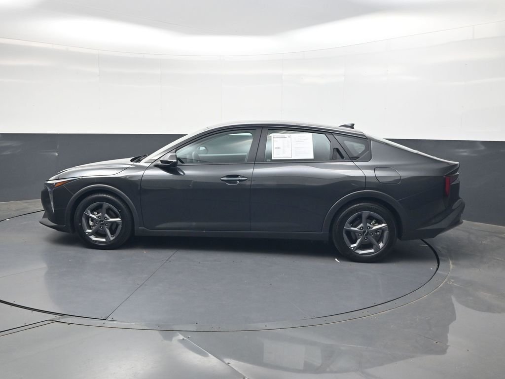 Used 2025 Gray Kia LXS image 10