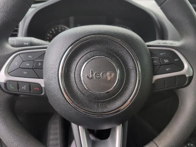 Used 2023 Gray Jeep Latitude image 18
