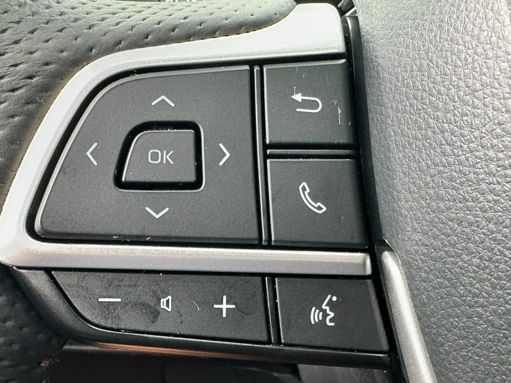 Used 2026  Toyota Platinum image 26