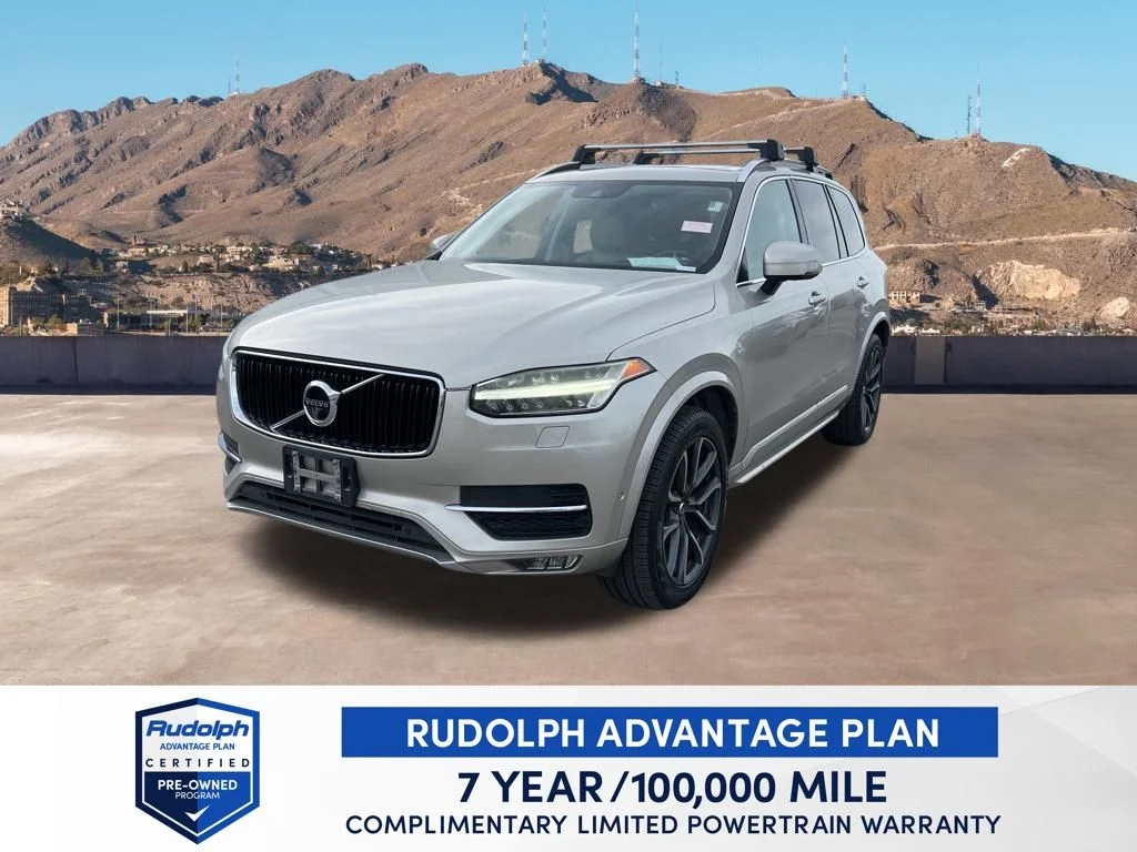 2017 Volvo XC90 T6 AWD Momentum's photo