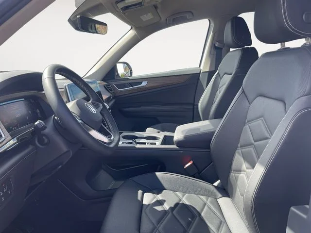 New 2026 White Volkswagen 2.0T SE image 9