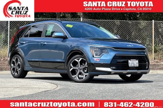 Used 2023 Blue Kia SX image 1