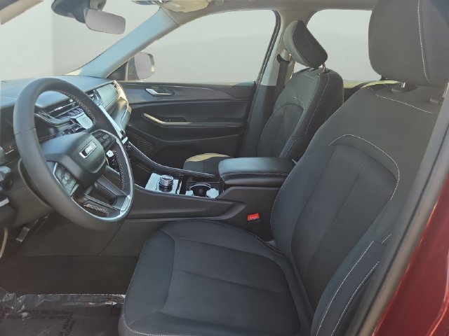 Used 2023 Red Jeep Laredo image 30