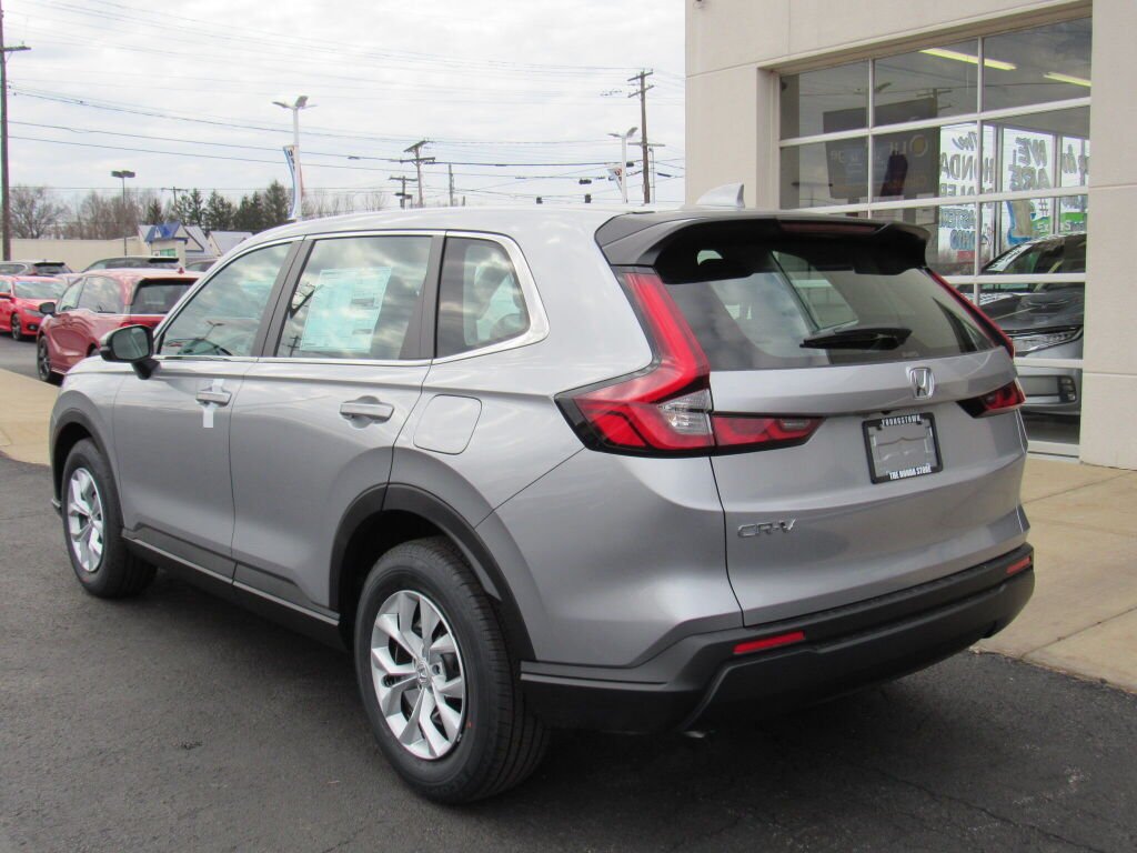 Used 2024 Lunar Silver Metallic Honda LX image 3