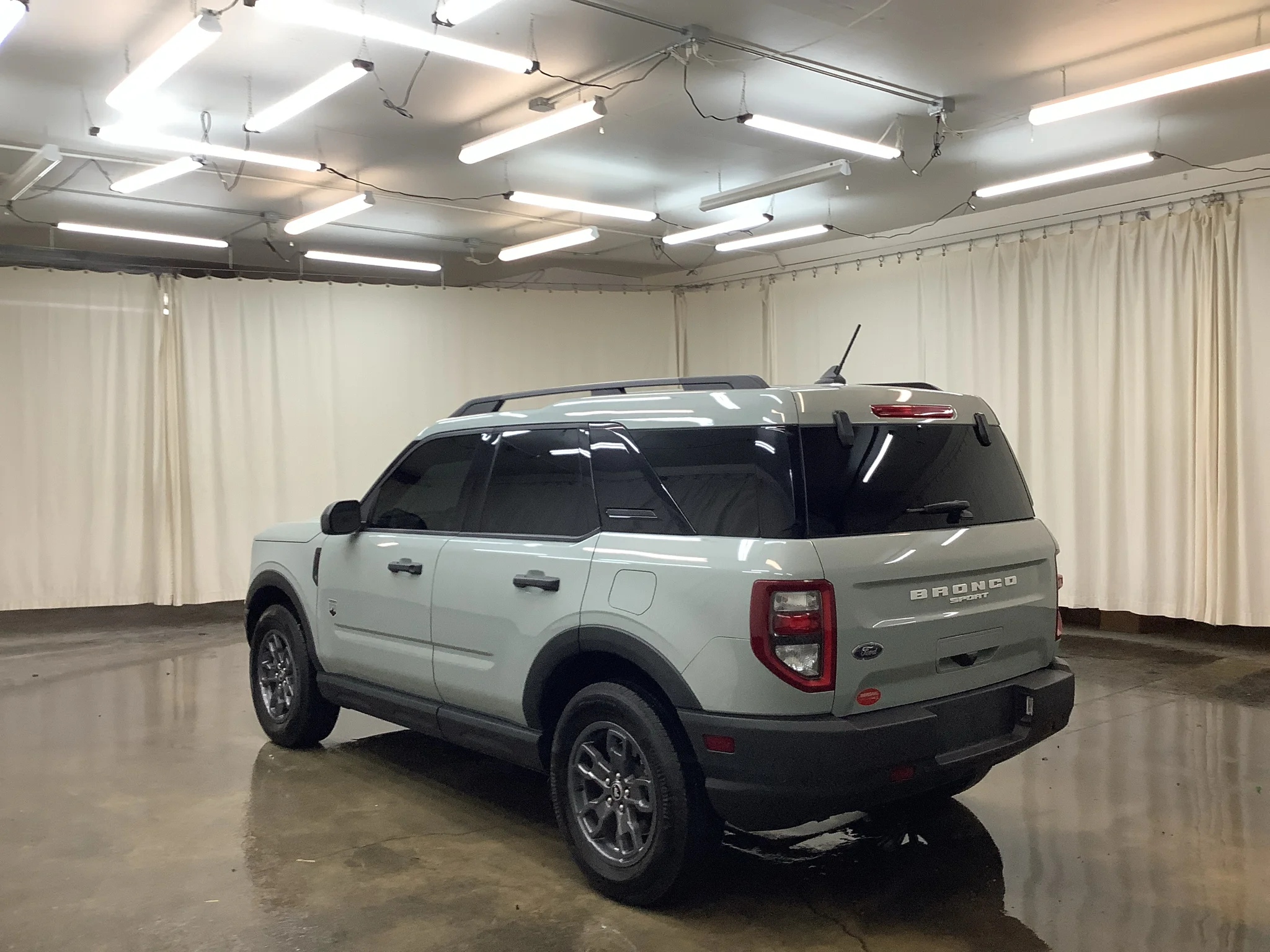 Used 2024 Cactus Gray Ford Big Bend image 8
