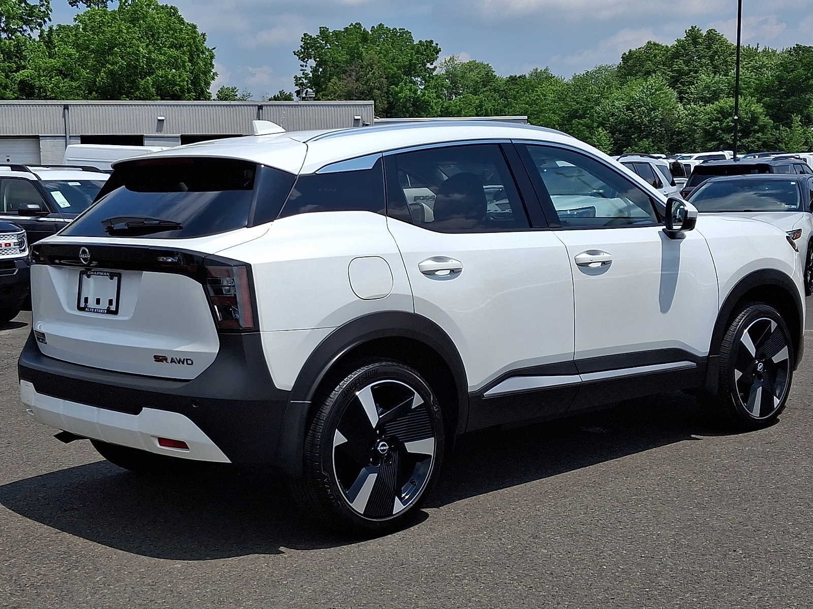 Used 2025 Aspen White Tricoat Nissan SR image 6