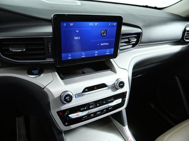 Used 2024 Green Ford XLT image 19