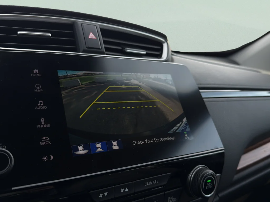 Used 2017 Silver Honda Touring image 9