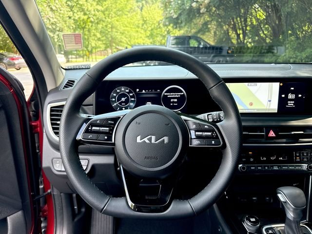 Used 2025 Orange Kia SX image 14