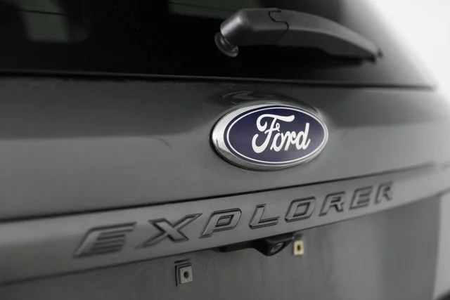 Used 2015  Ford XLT image 14