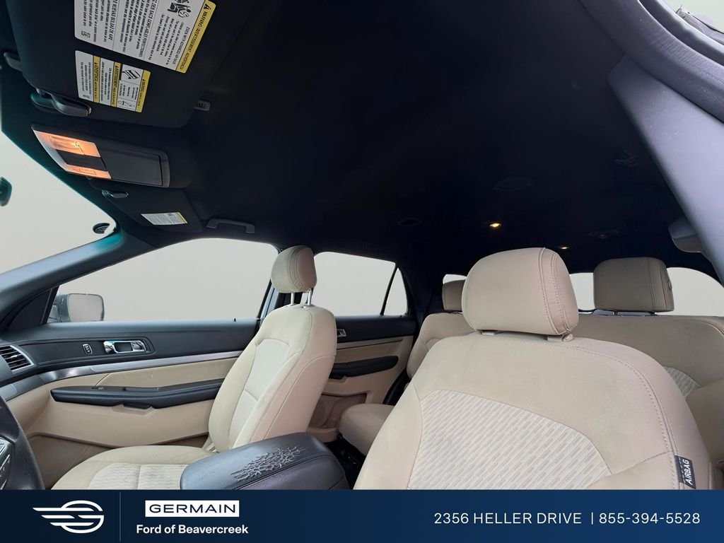 Used 2016 Oxford White Ford Base image 12