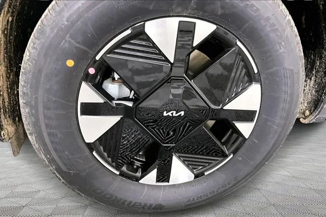 New 2026 Black Kia LX image 12