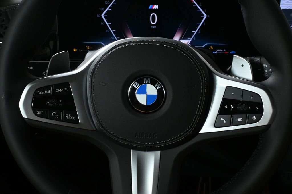 Used 2027 Black BMW xDrive40i image 19