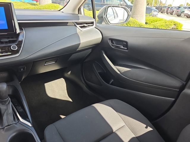 Used 2023  Toyota LE image 10