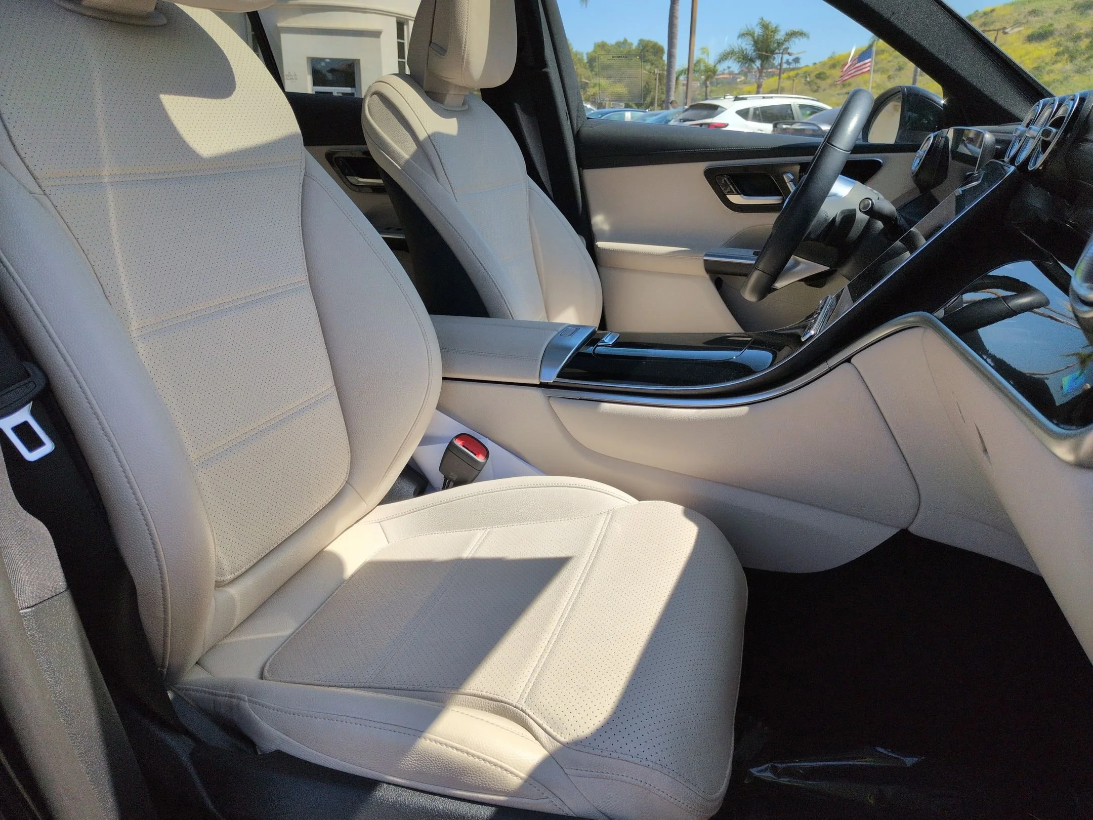2023 Mercedes-Benz GLC GLC 300 - Photo 30