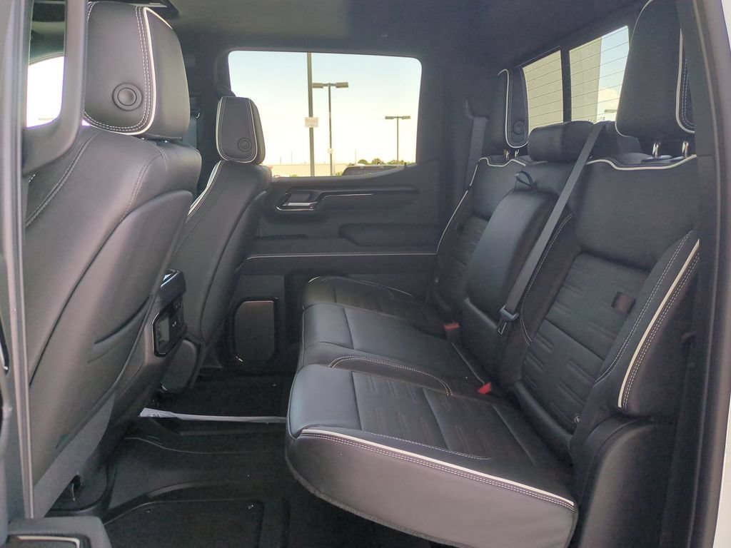2026 GMC Sierra 1500 AT4X - Photo 27