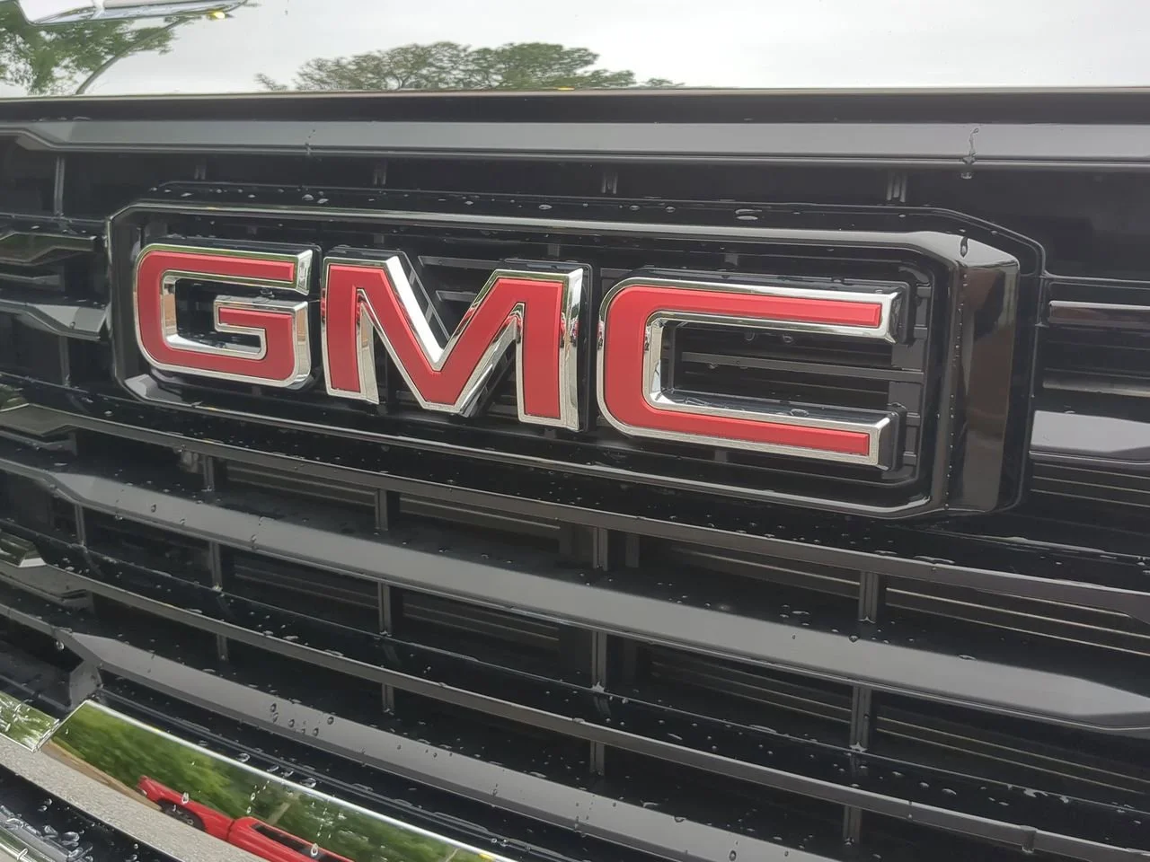 New 2026 Summit White GMC Pro image 29