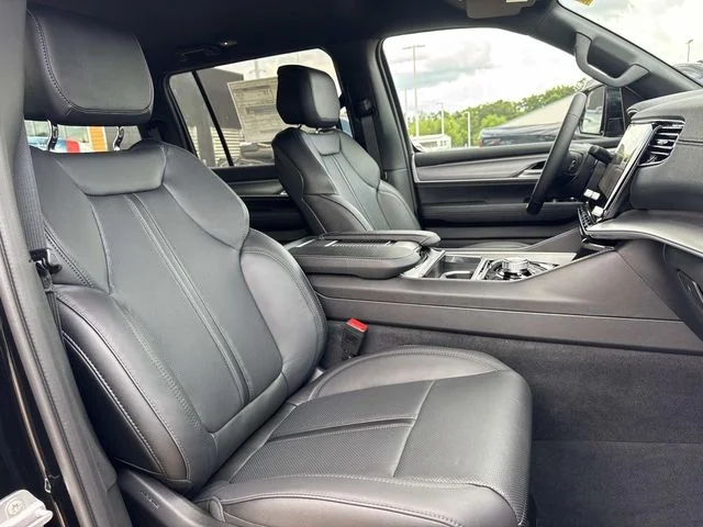 New 2026 Black Jeep Limited Altitude image 11
