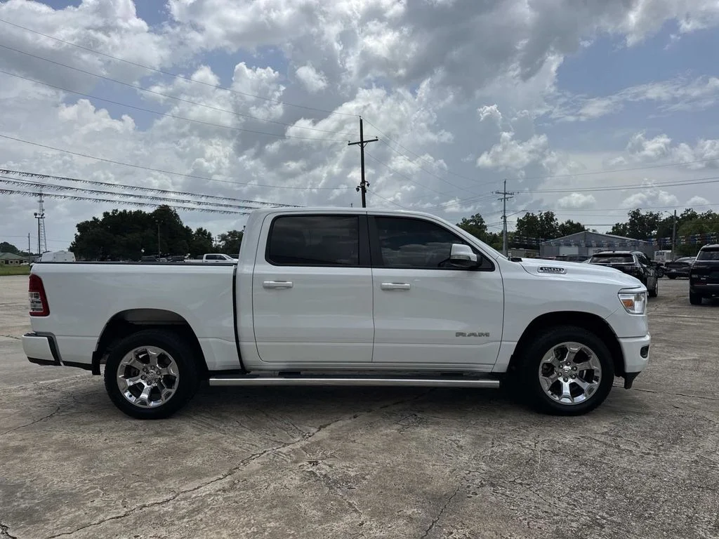 Used 2022 White Ram Big Horn/Lone Star image 11