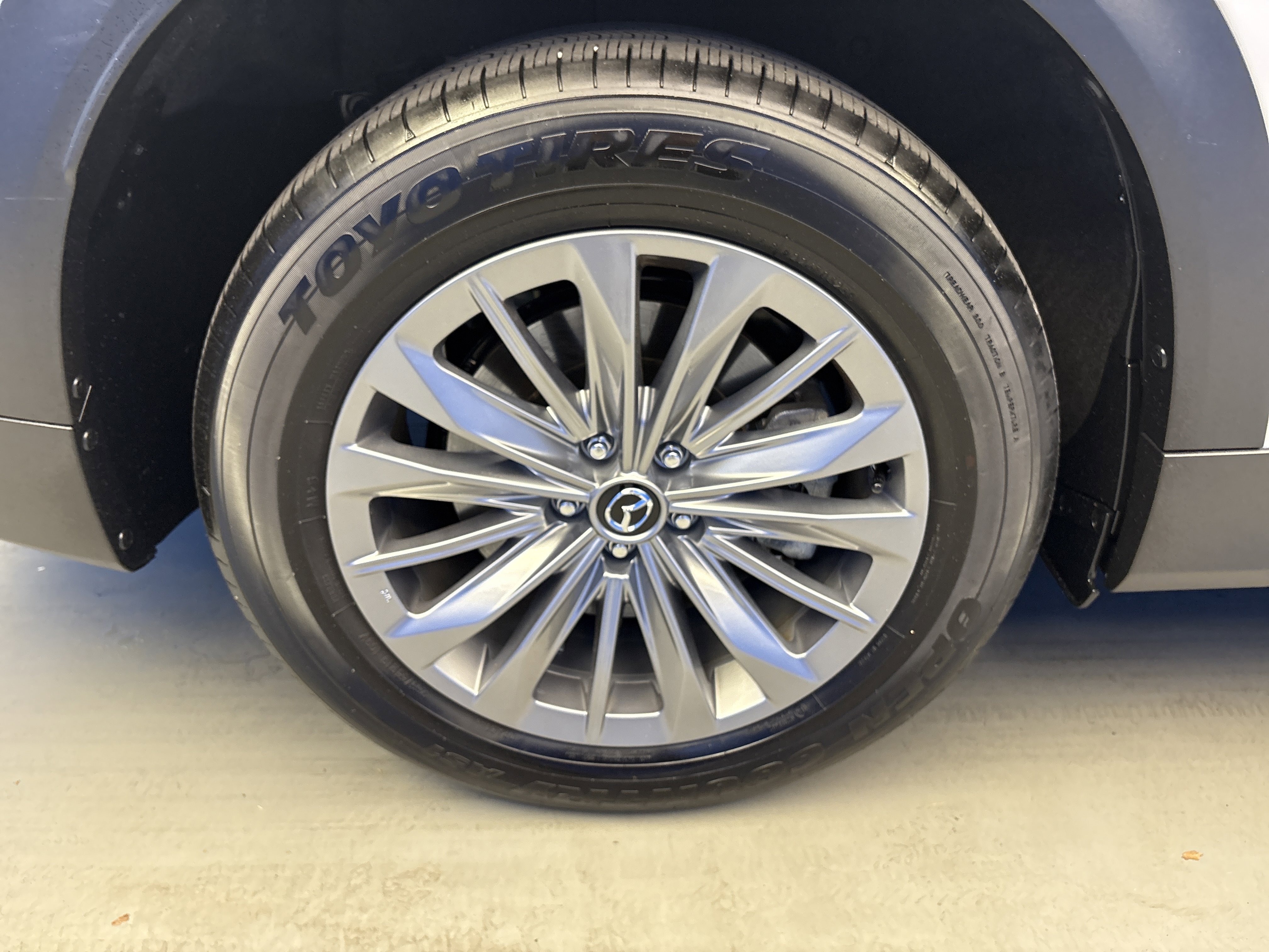 Used 2025 Rhodium White Premium Mazda Preferred Package image 8