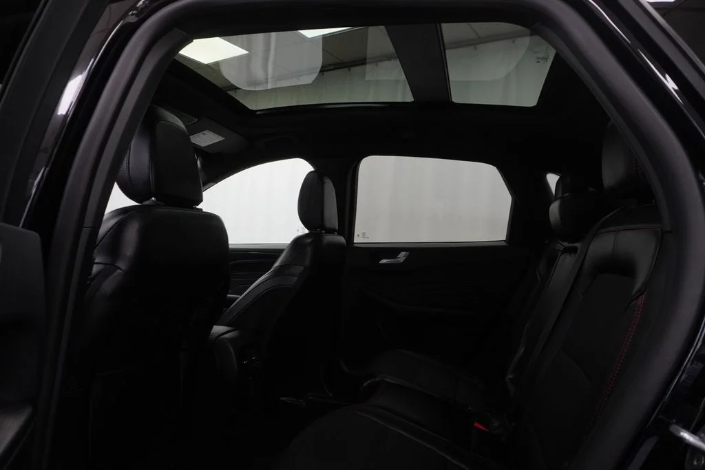 Used 2025 Black Ford ST-Line Elite image 23