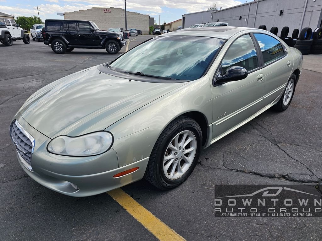 Used 1999 Green Chrysler Base image 7
