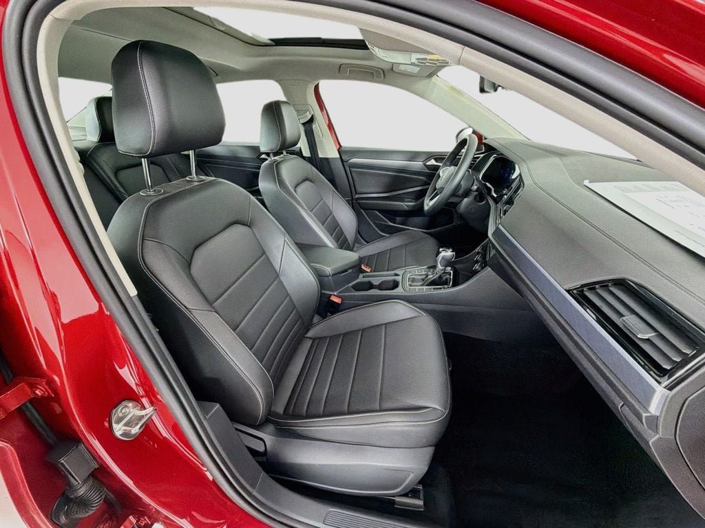 Used 2023 Kings Red Metallic Volkswagen SE Automatic image 27
