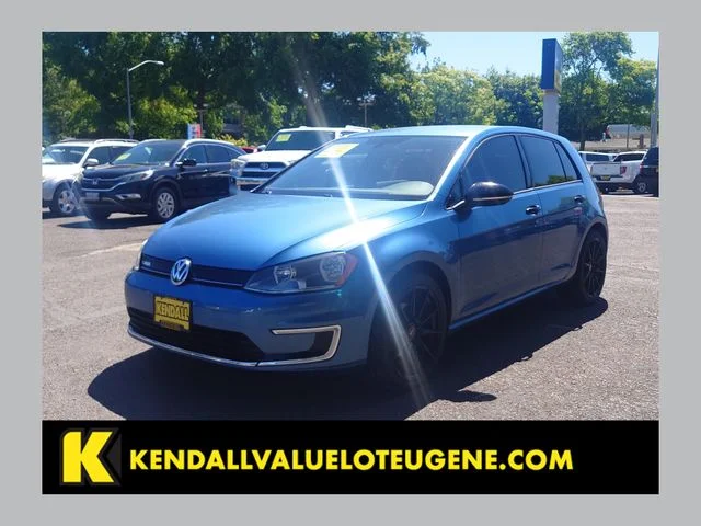 Used 2016 Blue Volkswagen SE image 1