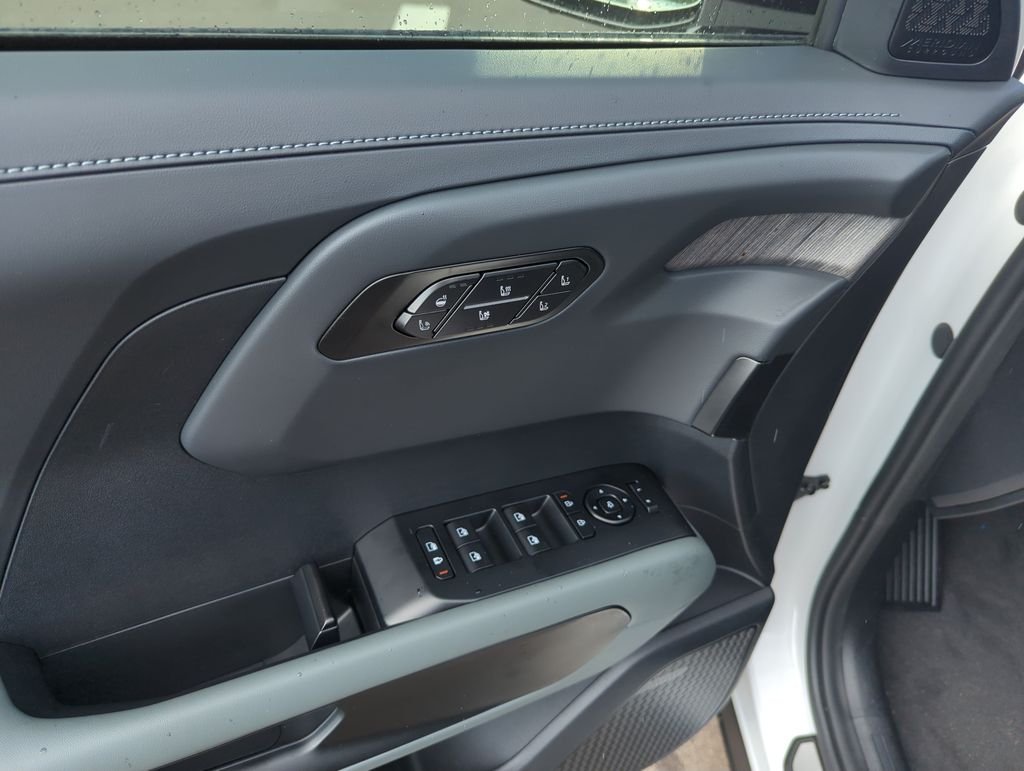 New 2027 Glacial White Pearl Kia X-LINE SX PRESTIGE image 19