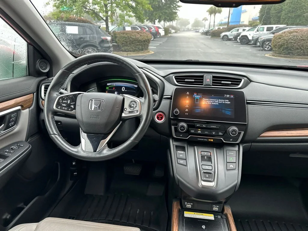 2022 Honda CR-V Touring - Photo 17