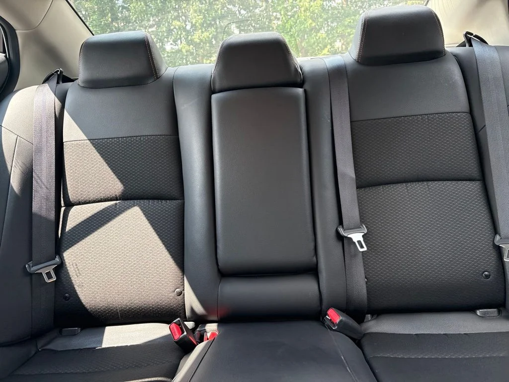 Used 2021 Black Nissan 2.5 SR image 29