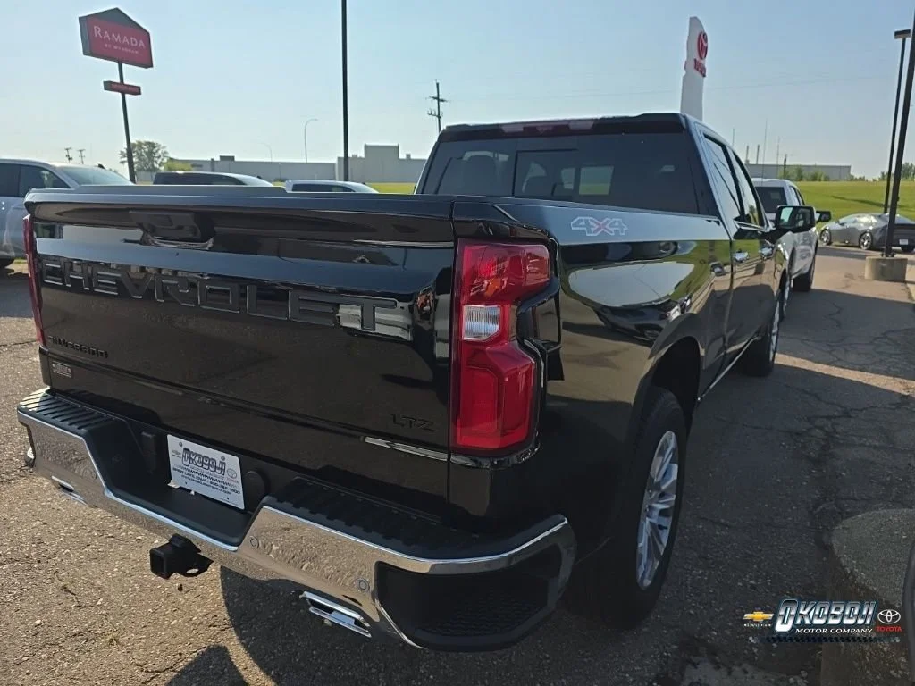 2026 Chevrolet Silverado 1500 LTZ - Photo 8