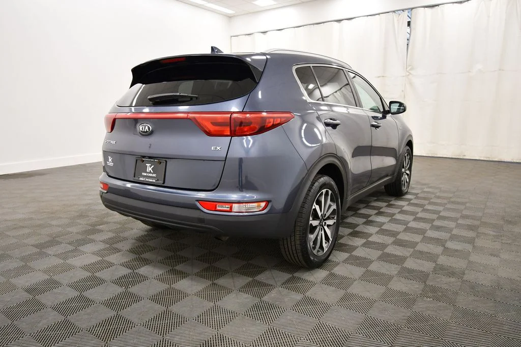Used 2017 Blue Kia EX image 8