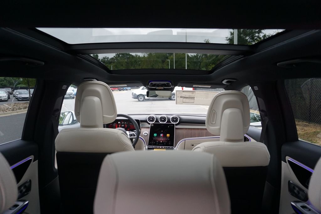 Used 2026 Polar White Mercedes-Benz GLC 300 image 75