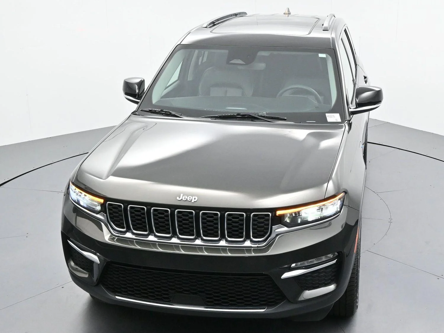 Used 2023 Rocky Mountain Pearlcoat Jeep 4xe image 41