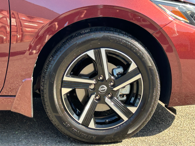 Used 2025  Nissan SV image 13
