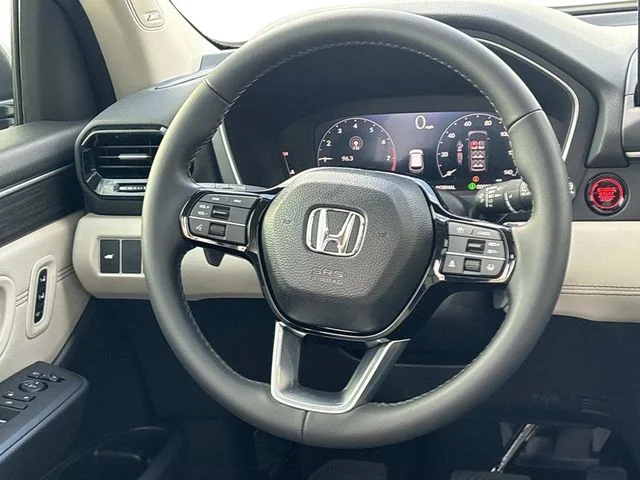 New 2026 Platinum White Pearl Honda AWD Touring Blackout image 15