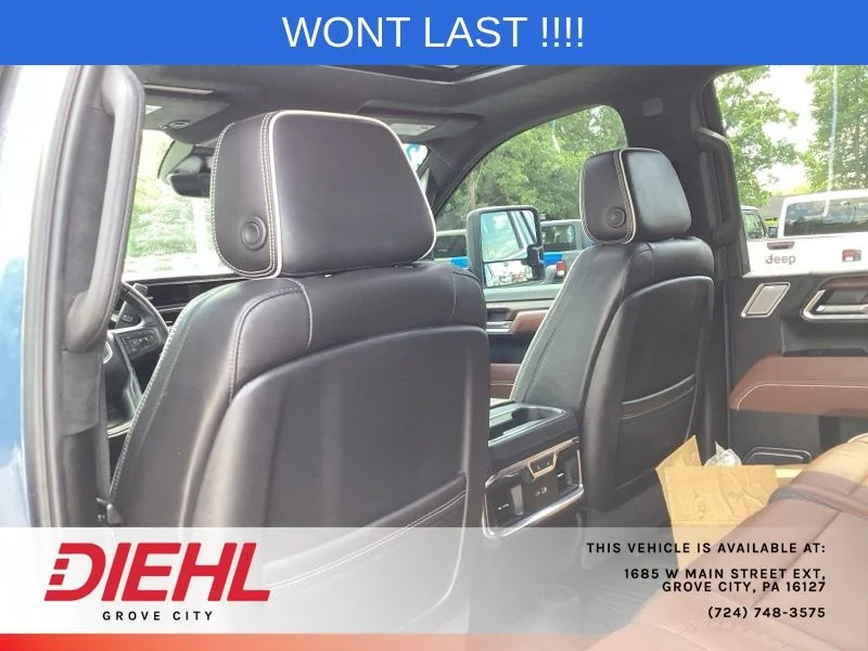 Used 2024 Blue GMC Denali Ultimate image 17