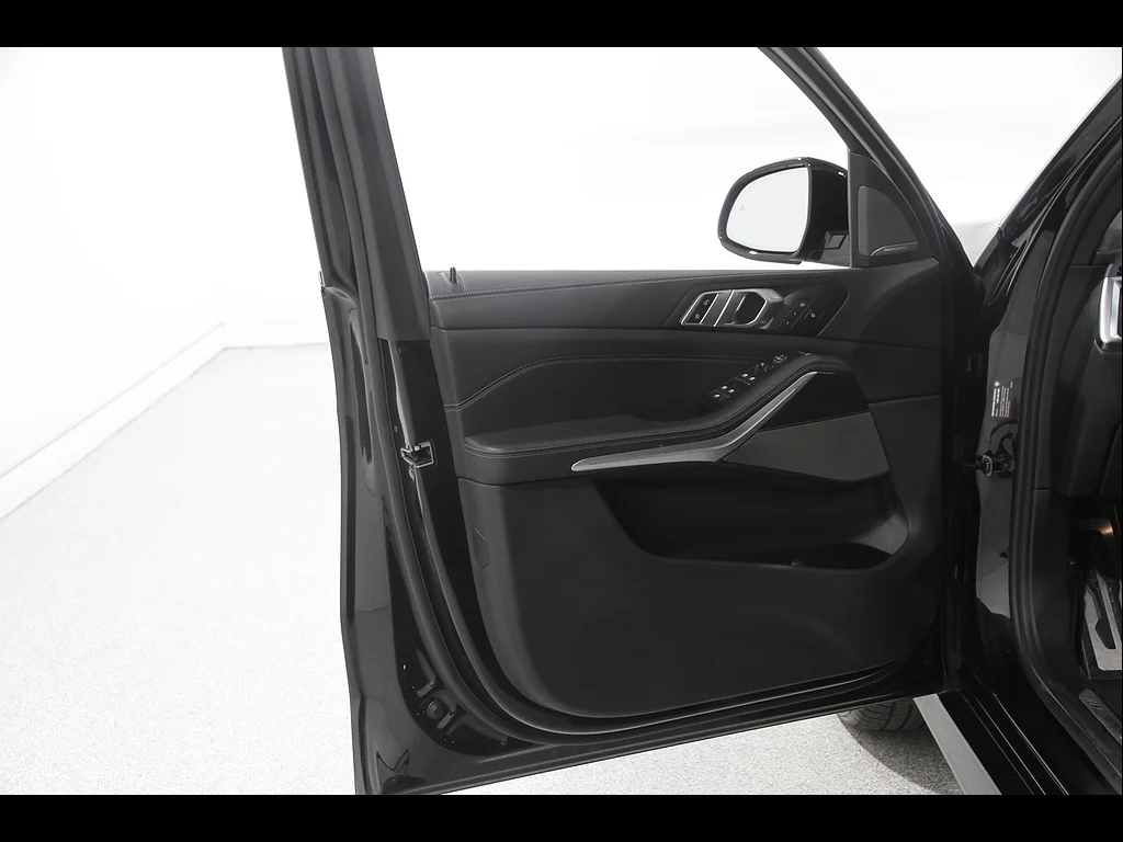 Certified Used 2024 BLACK BMW xDrive40i image 4