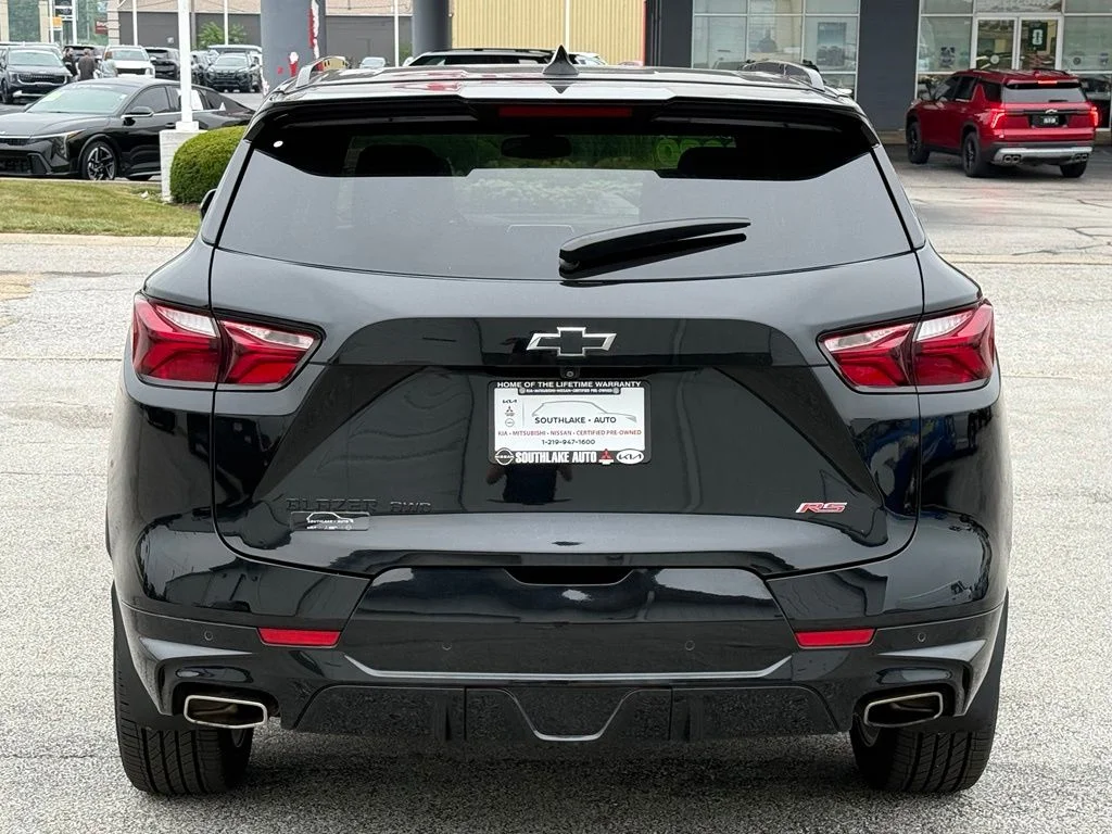 Used 2020  Chevrolet RS image 7