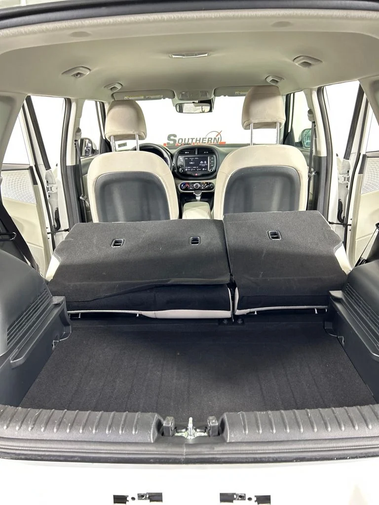 Used 2023 White Kia LX image 20