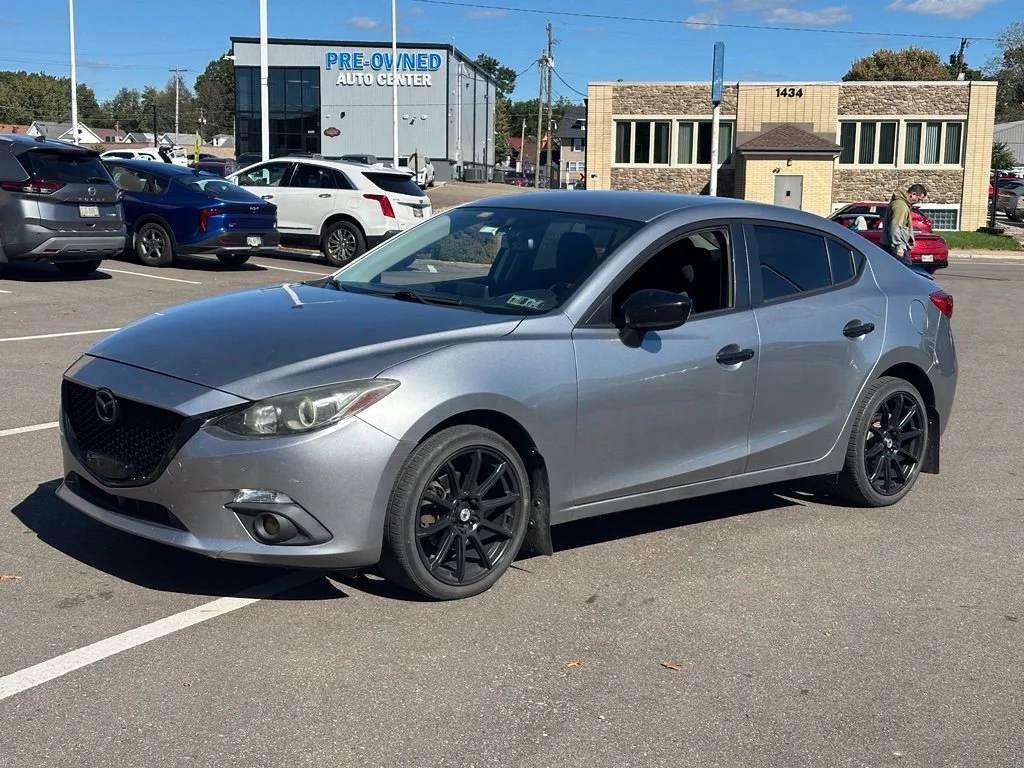 Used 2016 Silver Mazda i Sport image 1